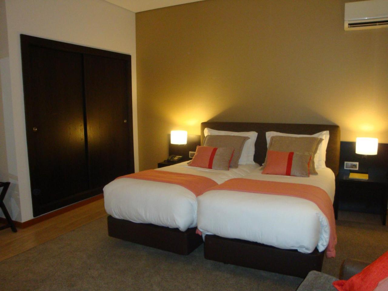 Turim Aveiro Palace Hotel Bagian luar foto